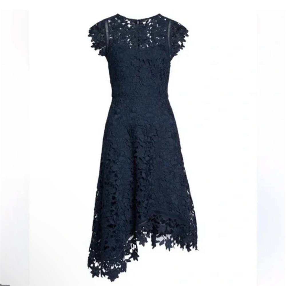 Like New Lace Navy Dress